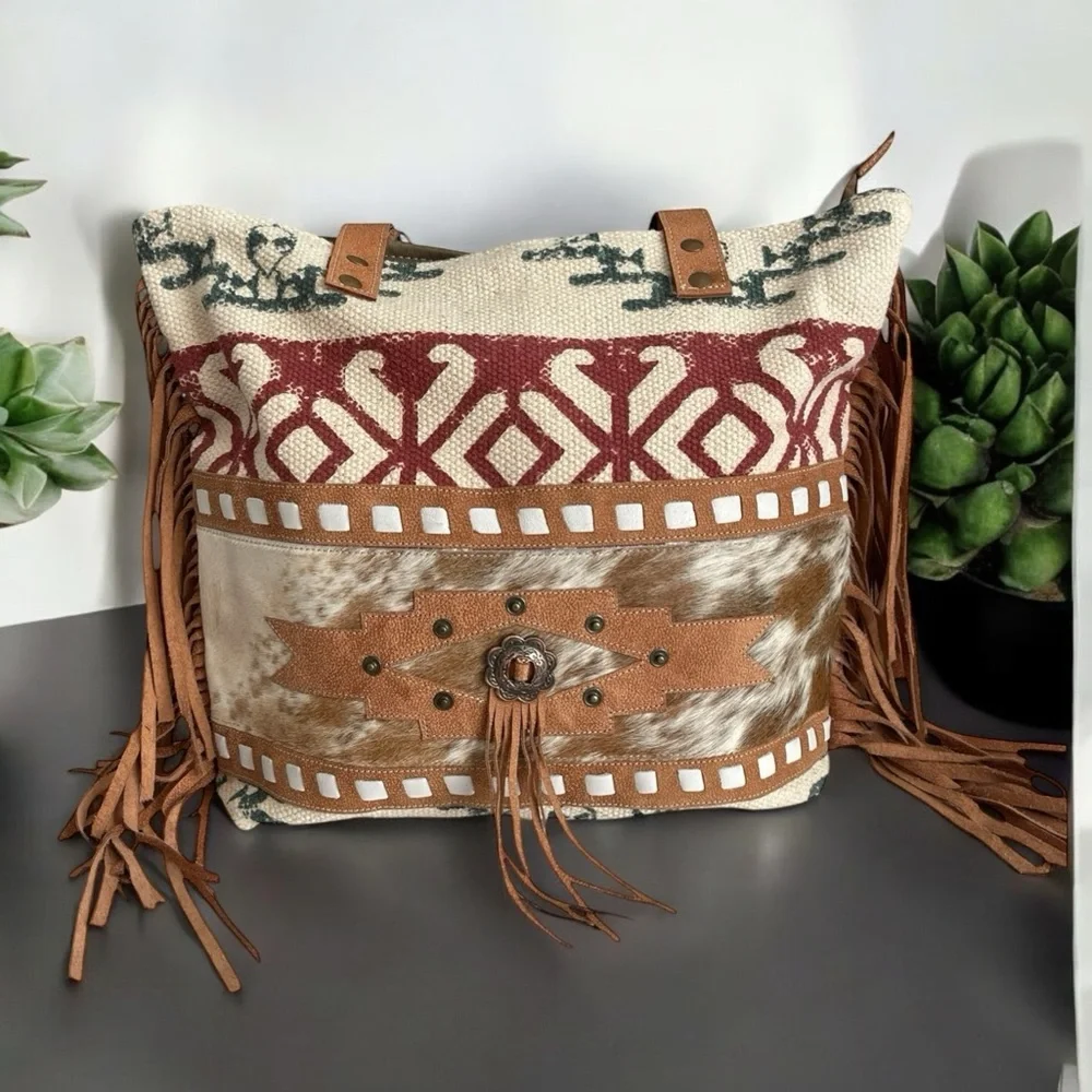 Olay Canvas Shoulder Bag Hair On Cowhide Leather Tote Aztec Fringe Neutral Color - Picture 1 of 9